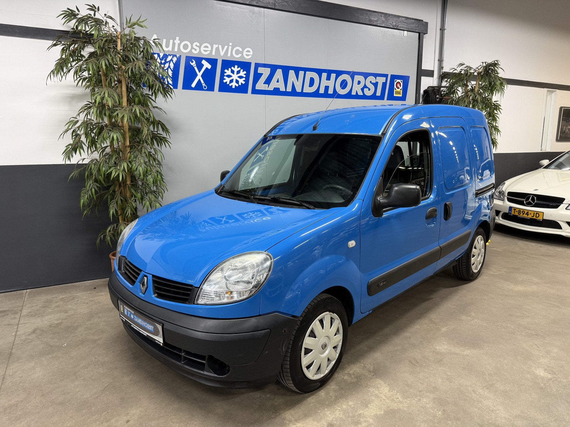 Renault Kangoo Express 1.6-16V Grand Comfort // APK tot 29-0, Auto's, Gebruikt, 4 cilinders, Renault, 1070 kg