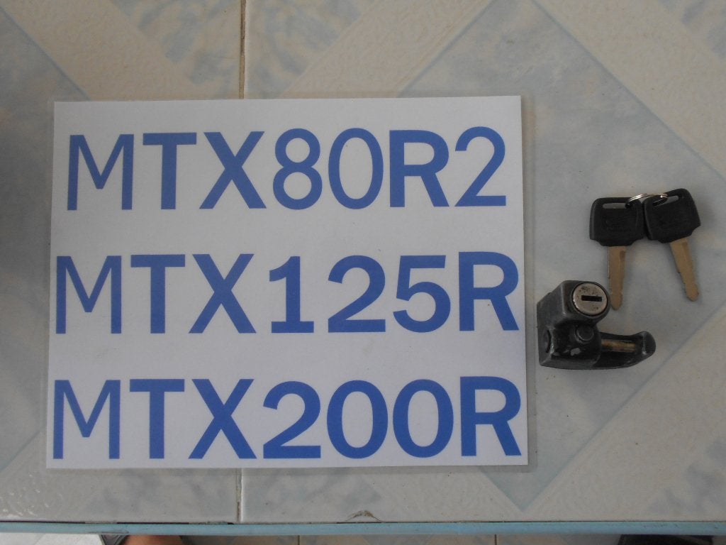 Gebruikt NOS Houder Helm Voor Honda MTX80R2 - MTX125R/200R, Verzenden