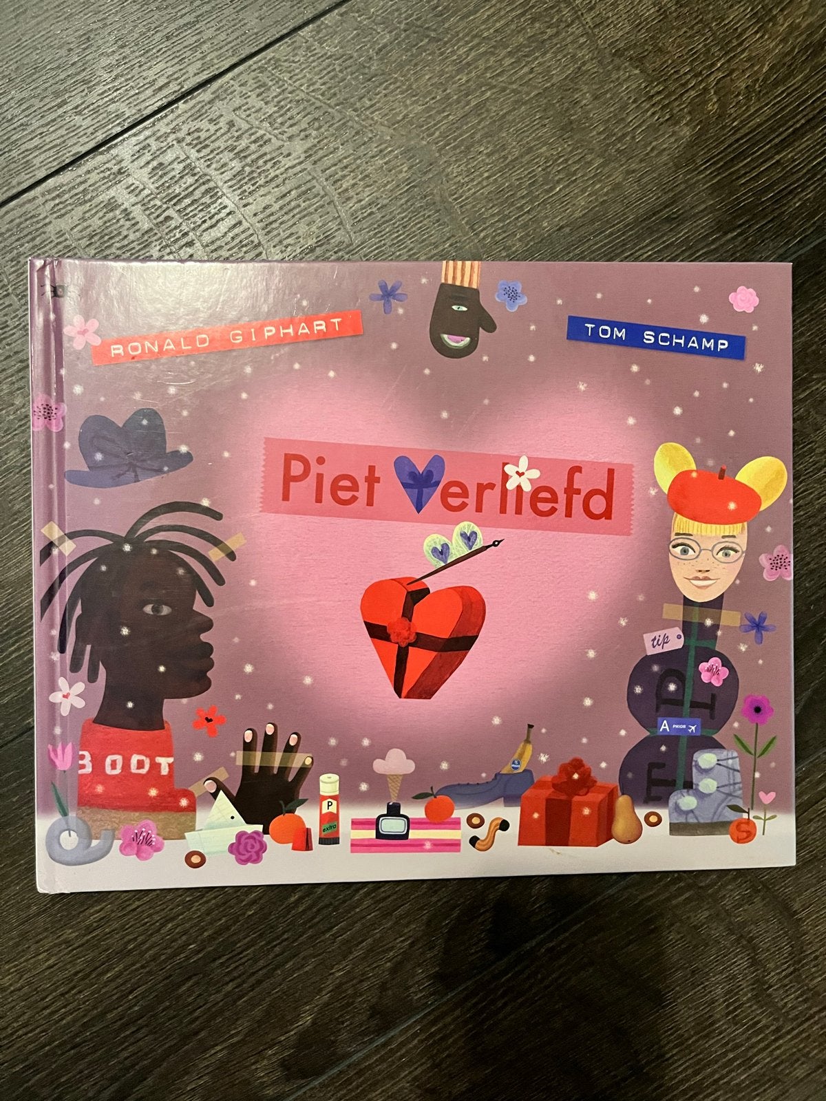 Piet Verliefd - Ronald Giphart & Tom Schamp (Goede staat), Ophalen of Verzenden, Zo goed als nieuw, Fictie algemeen