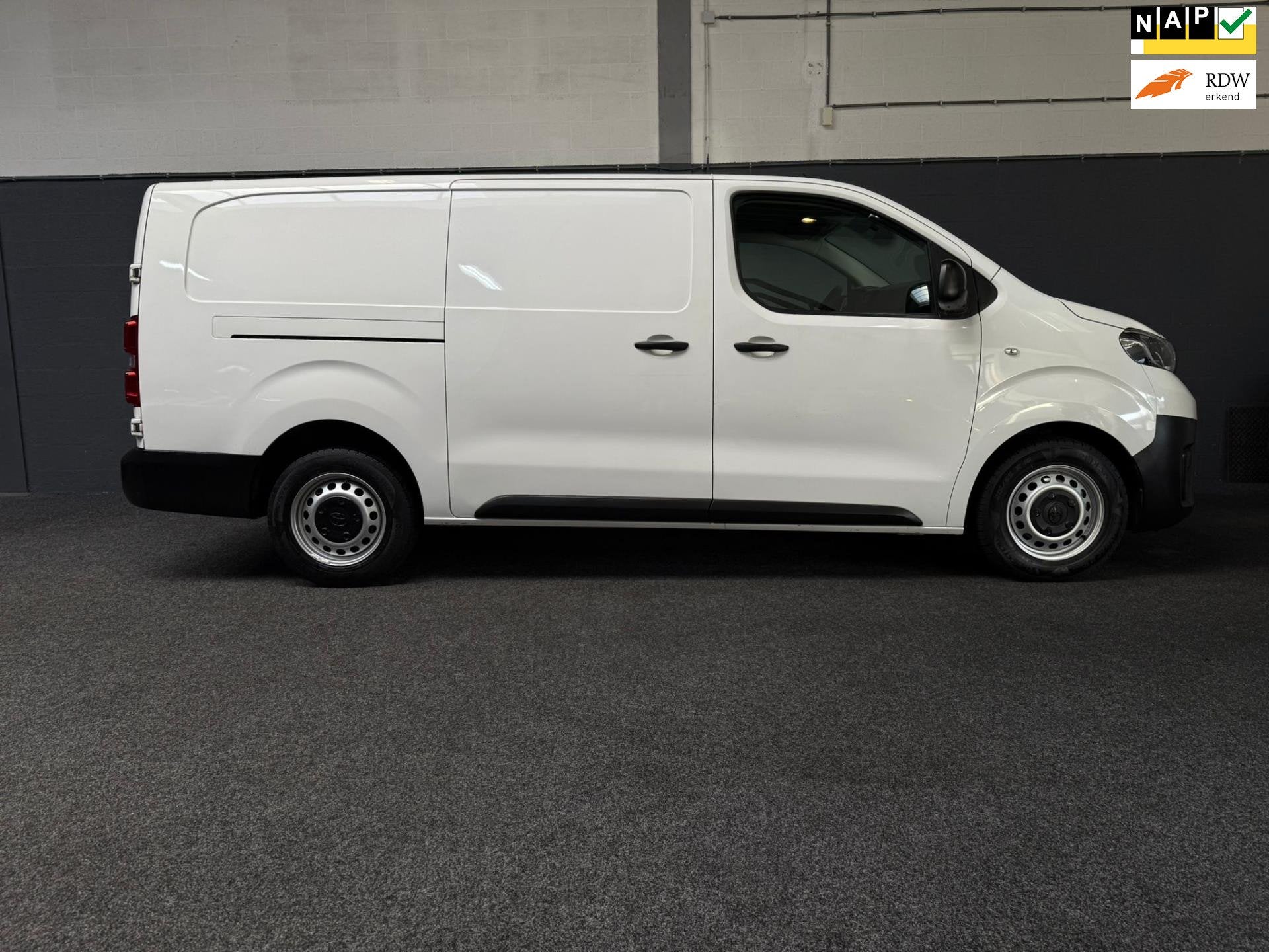Toyota PROACE Worker 1.5 D-4D Cool Comfort Long, Auto's, Voorwielaandrijving, Dealer onderhouden, Gebruikt, 4 cilinders