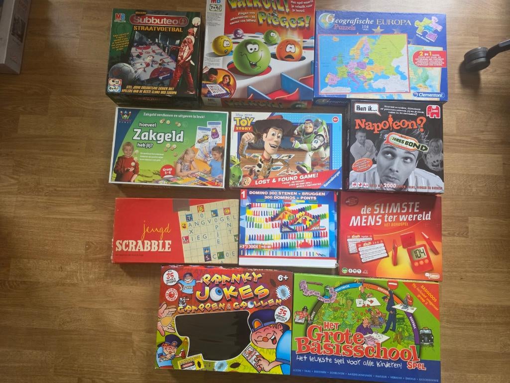 Spellen, Ophalen, Zo goed als nieuw, Onbekend