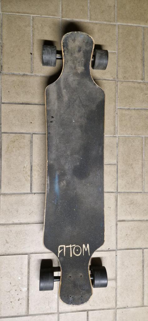 Atom Longboard, Sport en Fitness, Skateboarden, Ophalen of Verzenden, Gebruikt, Skateboard, Longboard