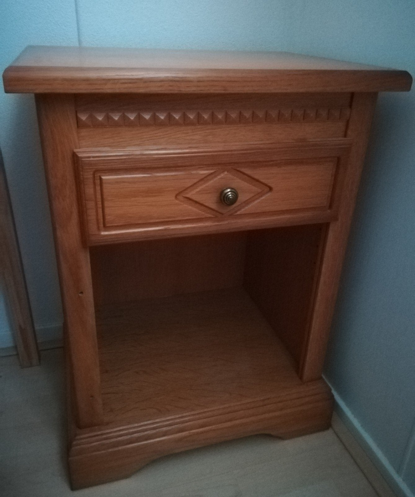Kastje hout met 1 lade opknappen! bijna gratis, Huis en Inrichting, Kasten | Ladekasten, Ophalen, Minder dan 50 cm, Gebruikt, 1 of 2 laden