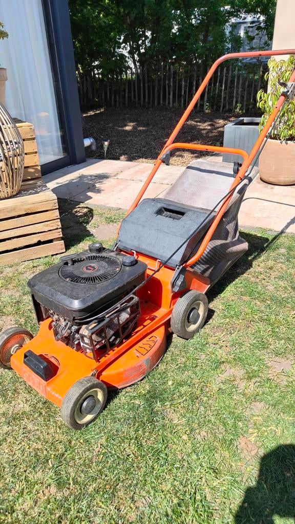 Sabo grasmaaier met Briggs & Stratton motor, Cirkelmaaier, Gebruikt, 40 t/m 49 cm, Ophalen