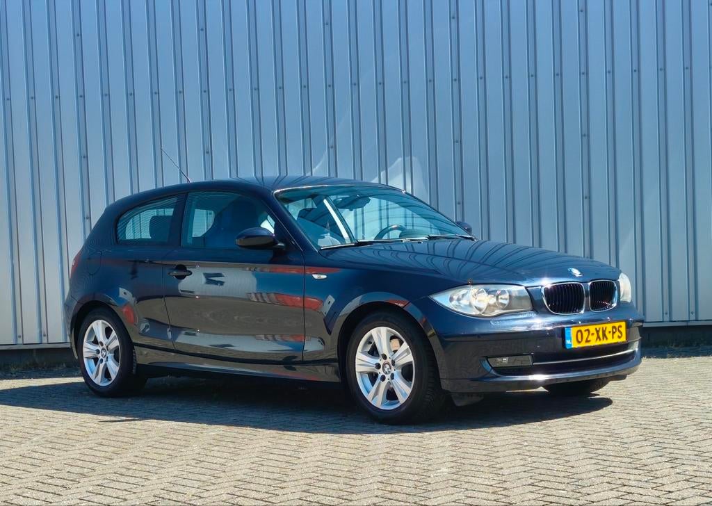 BMW 1-Serie 2.0 120I 3DR AUT 2007 Blauw, Auto's, Stof, 1995 cc, 4 cilinders, Blauw