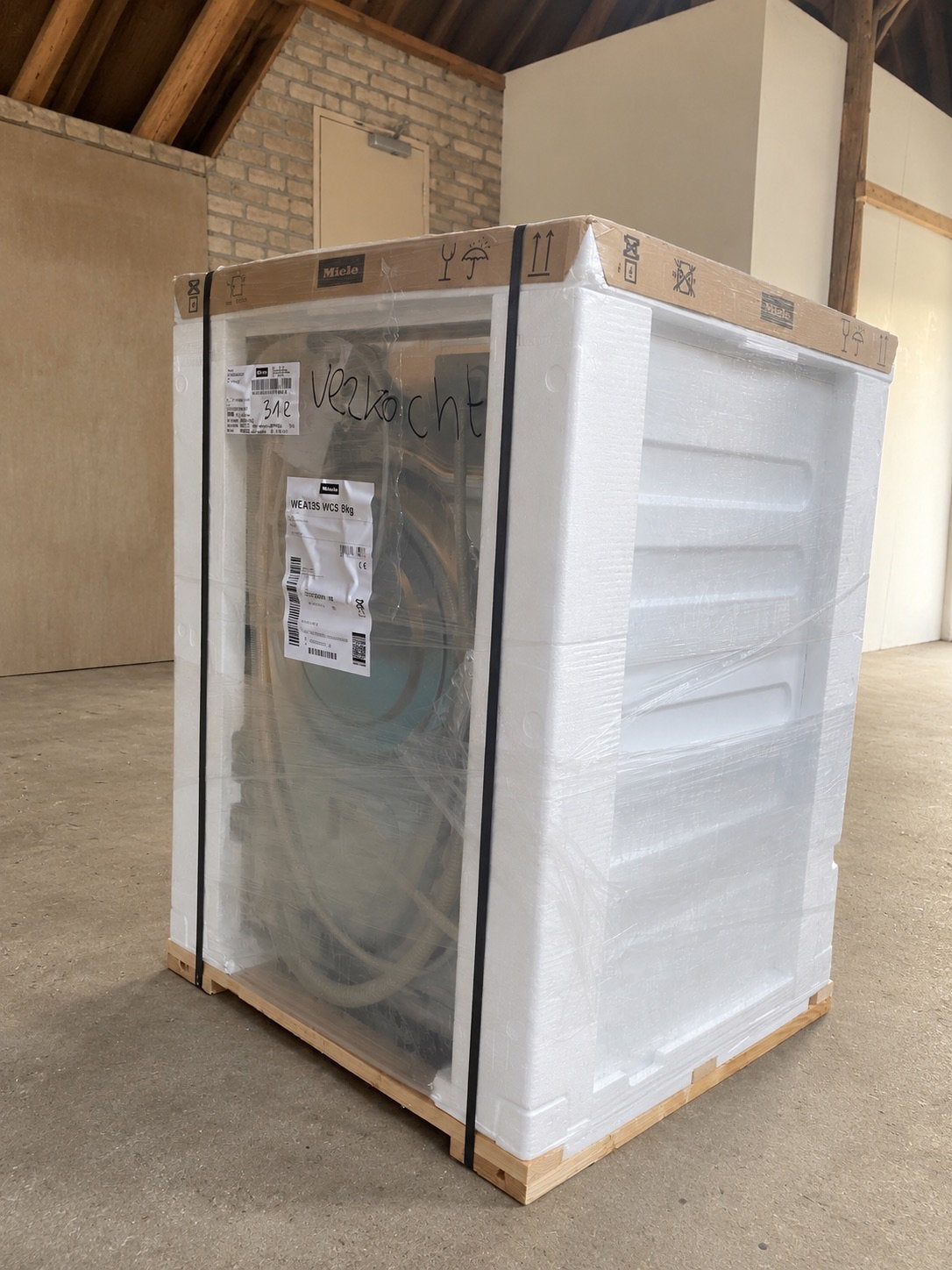 Foto 5 van Nieuwe Miele Wasmachine WEA135 WCS 8kg + 2 jaar garantie