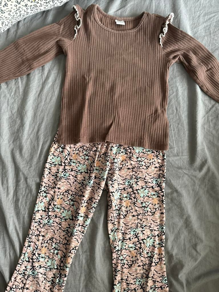 Mooie set meisjeskleding maat 110, Kinderen en Baby's, Kinderkleding | Maat 110, Ophalen of Verzenden, Zo goed als nieuw, Meisje