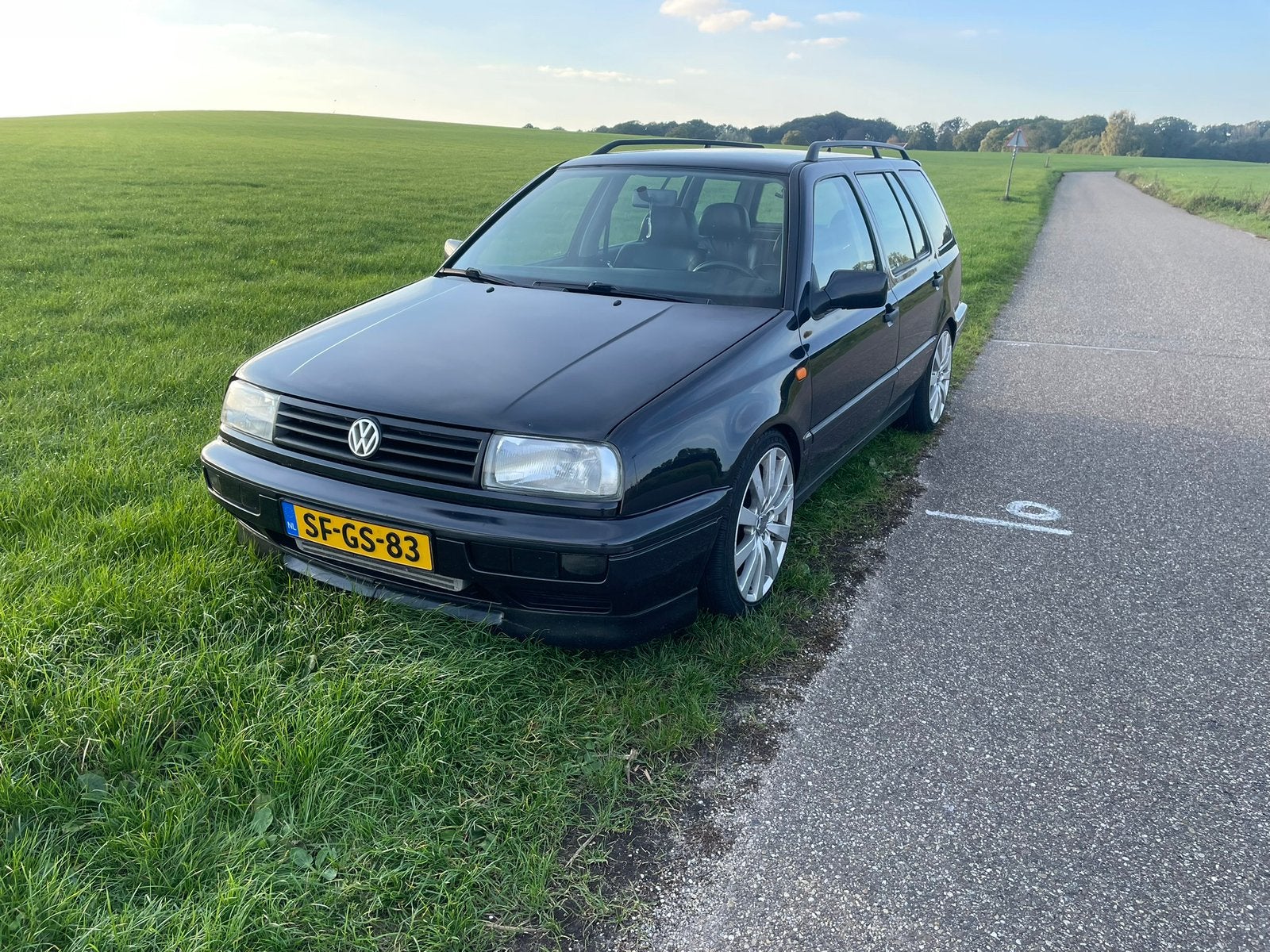 Volkswagen Golf mk3 variant 1.8 turbo 250 pk 1997, Voorwielaandrijving, 74 pk, Zwart, 4 cilinders