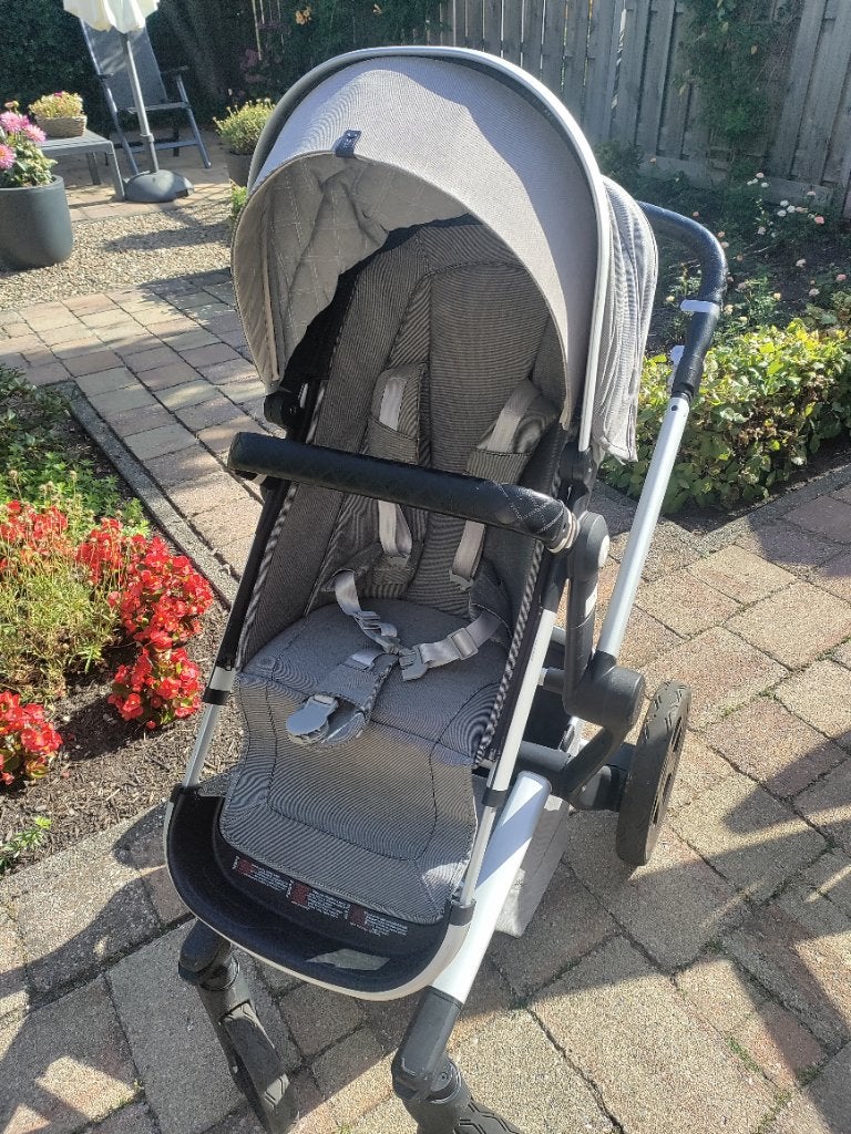 Joolz Day kinderwagen met reiswieg en voetenzak, Kinderen en Baby's, Kinderwagens en Combinaties, Gebruikt, Combiwagen, Verstelbare duwstang