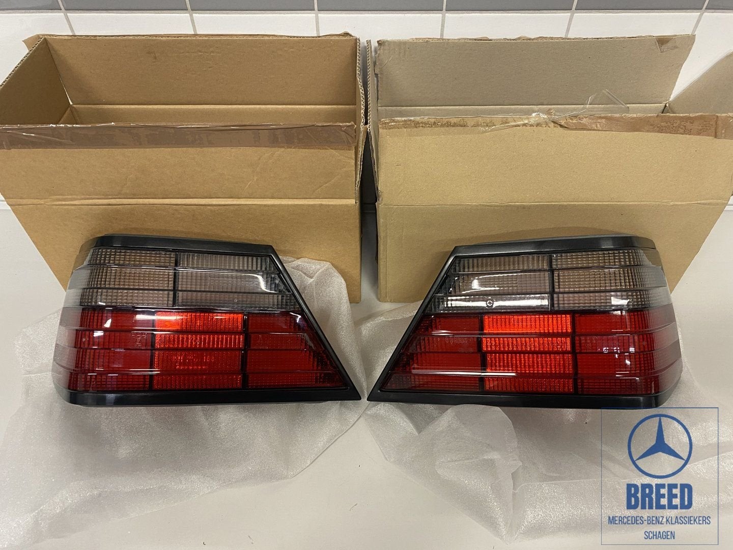 NOS achterlichtglas L+R ULO voor Mercedes-Benz W124 Mopf 2, Auto-onderdelen, -, Nieuw, Ophalen of Verzenden, -