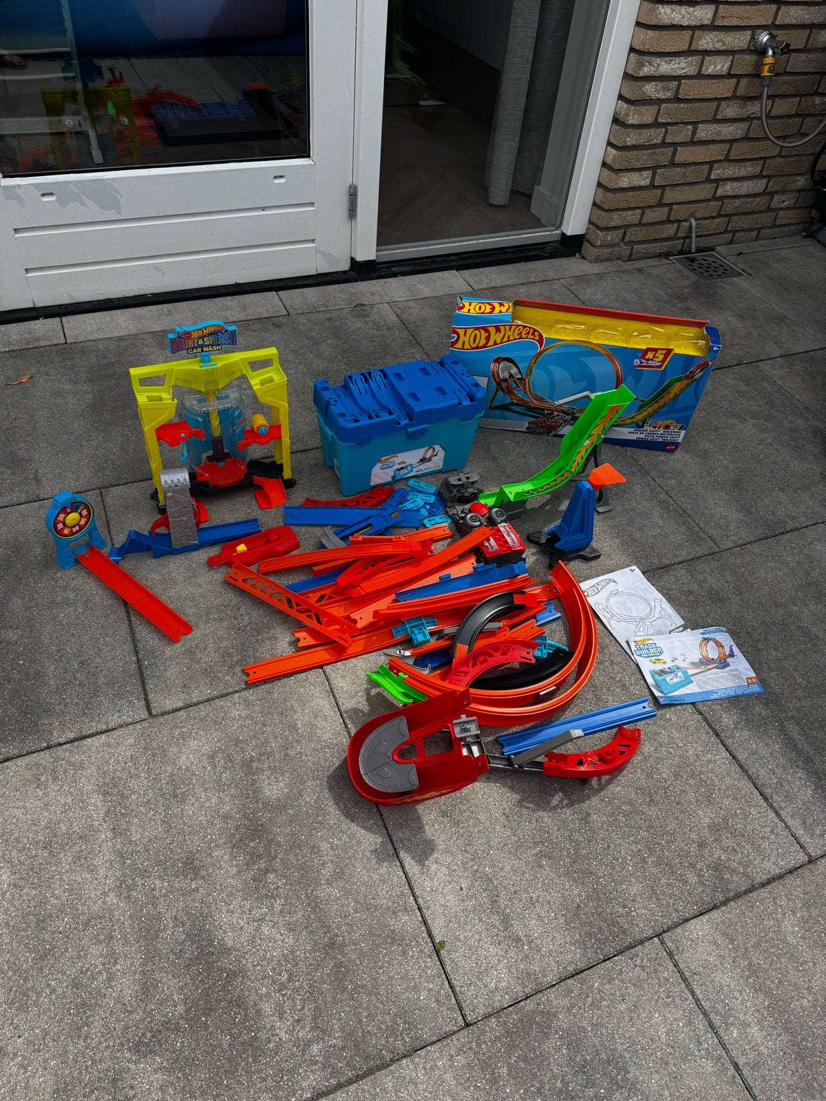 Grote Hot Wheels Baanset met Stunt & Splash Car Wash, Ophalen of Verzenden, Zo goed als nieuw