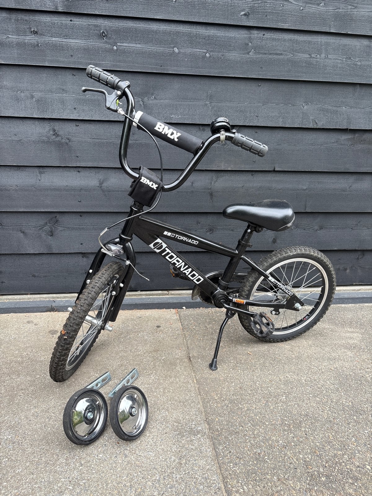 Tornado BMX 16 inch kinderfiets met zijwieltjes, Ophalen, Gebruikt, 16 tot 20 inch