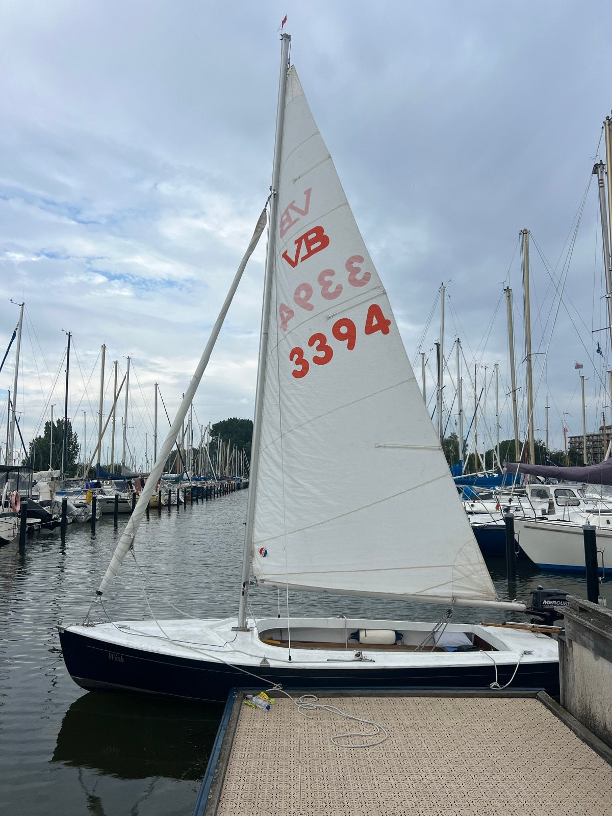 Volksboot 480 met Mercury 4pk Buitenboordmotor en trailer, Watersport en Boten, Gebruikt, Fok, 4 pk, Volksboot
