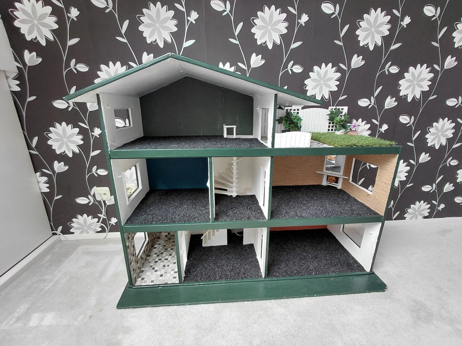 Groot Poppenhuis met Complete Meubelsets en Poppetjes, Ophalen, Nieuw, Poppenhuis