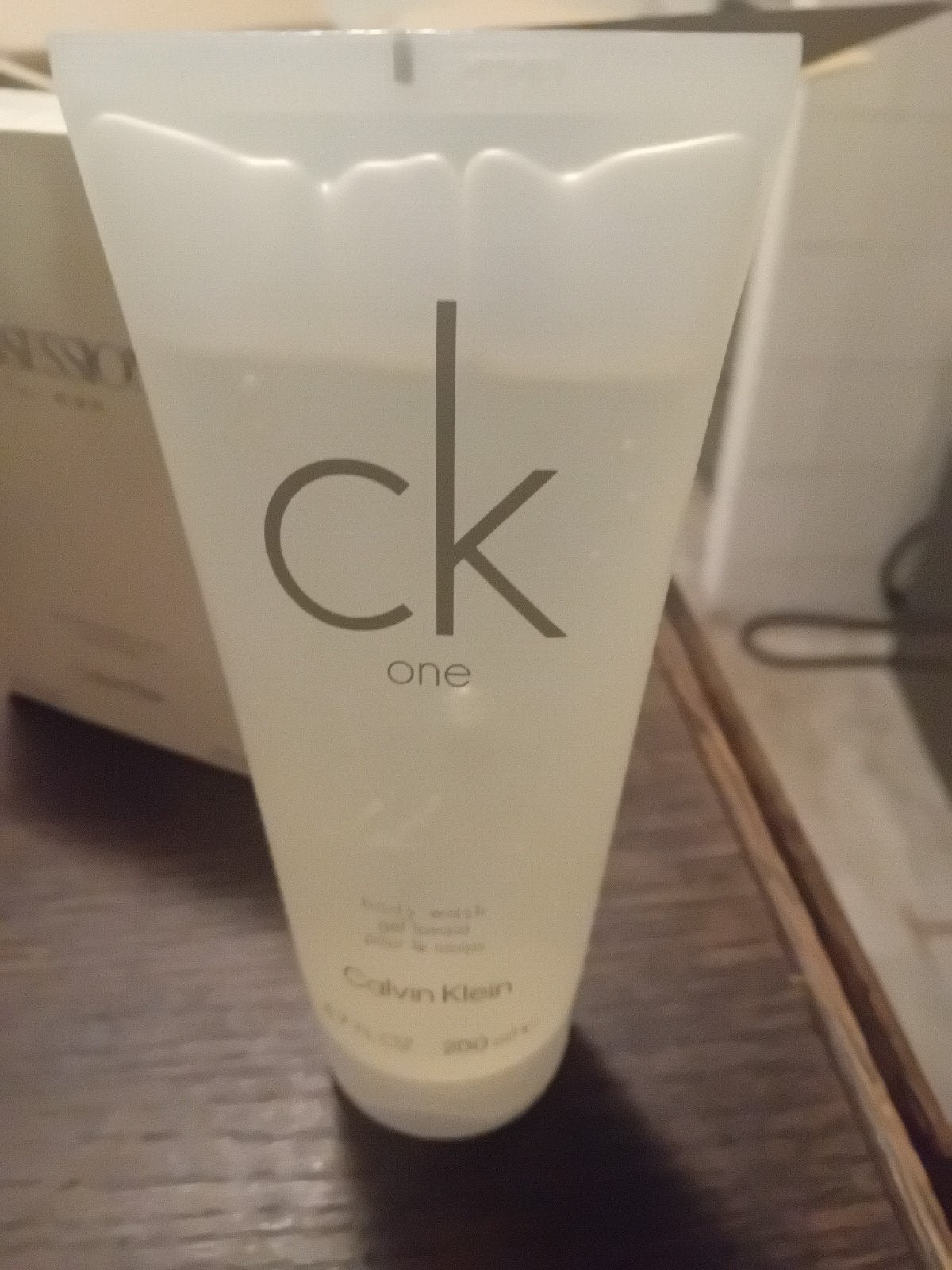 Diverse parfums en body wash, Ophalen of Verzenden, Nieuw