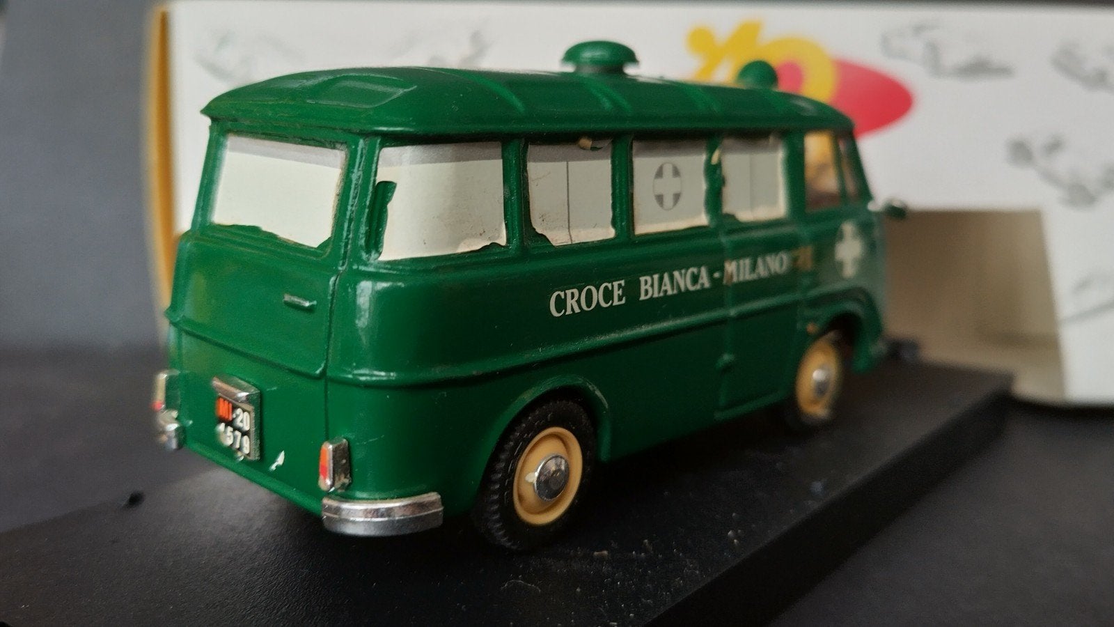 Alfa Romeo 2 ambulance Croce Bianco 1:43 Off 43 Pol, Overige merken, Auto, Verzenden, .