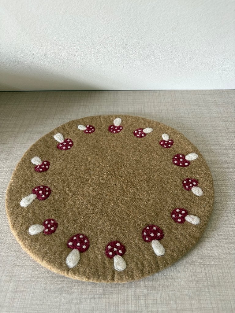 Vilten placemat, Ophalen, Zo goed als nieuw, Los Vilt