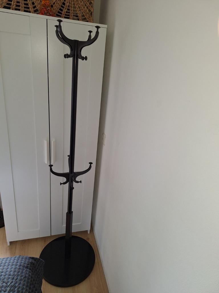 Ikea Hemnes Kapstok in goede staat, Ophalen, Gebruikt, Metaal, Staande kapstok