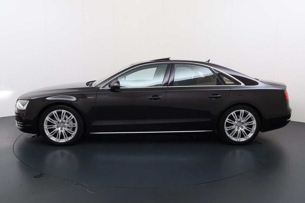 Audi A8 2.0 TFSI Hybrid Pro Line+ softclose, massagestoelen,, Auto's, Audi, Euro 5, Gebruikt, 4 cilinders, Leder