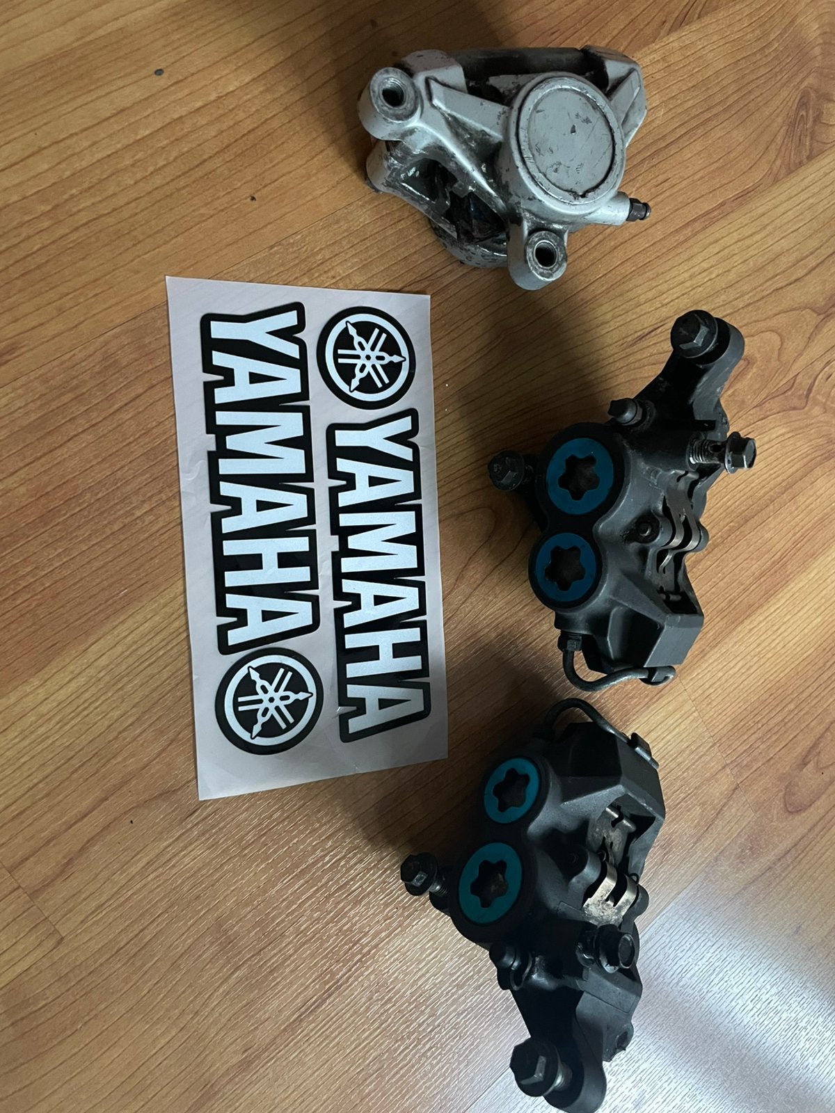 Yamaha bluespot remklauwen Links Rechts & achter, Ophalen of Verzenden