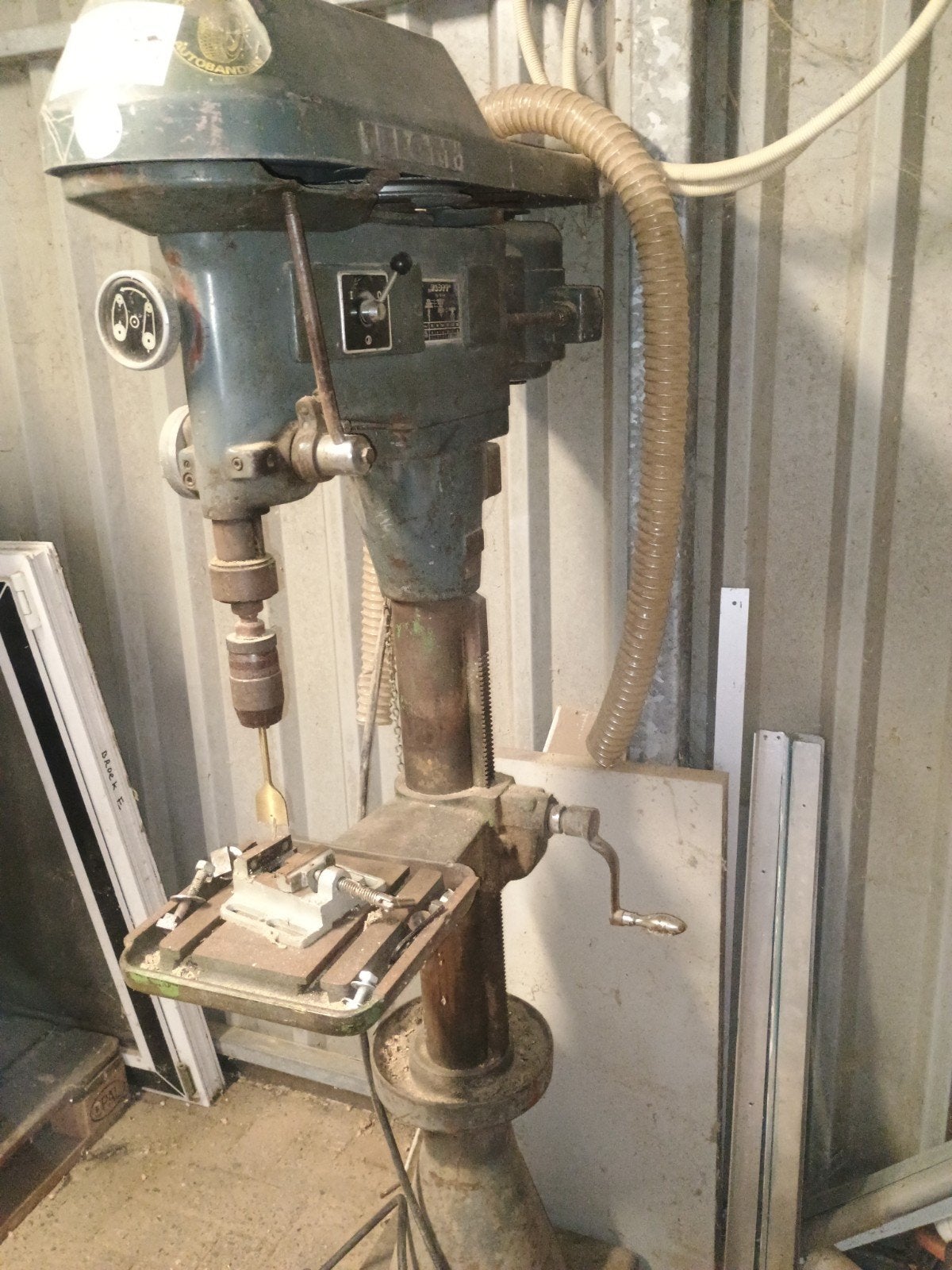 Degelijke Kolomboormachine 380V - Goede Staat, Doe-het-zelf en Verbouw, Ophalen, Gebruikt, 600 watt of meer, Kolomboormachine