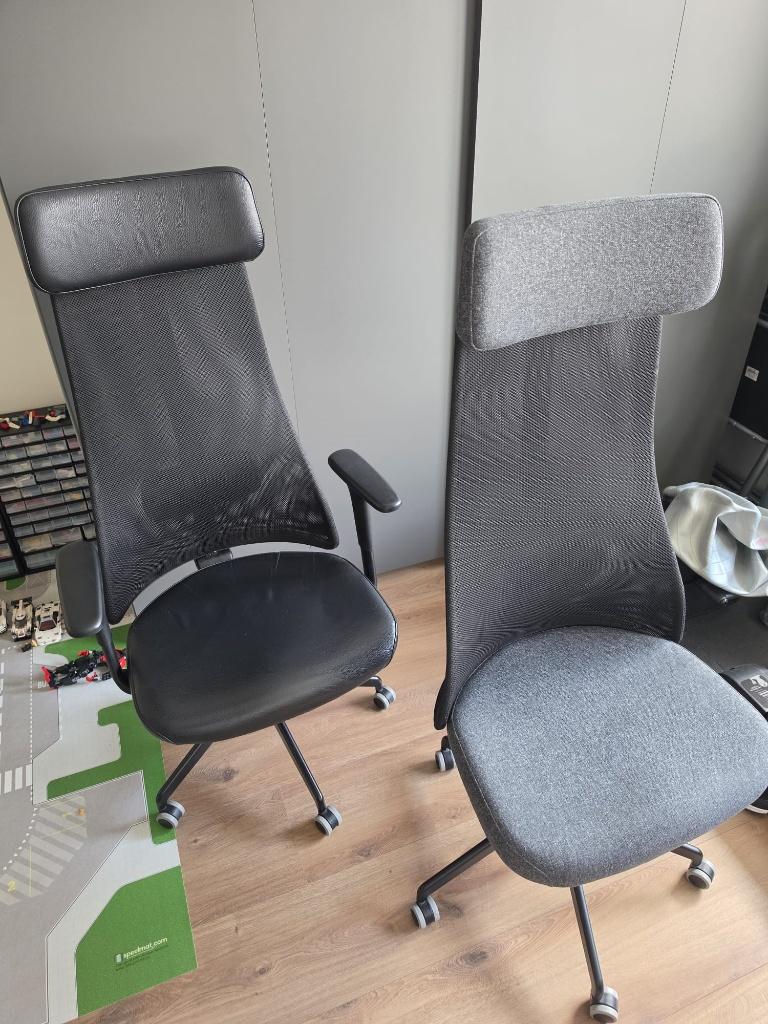 2x Ikea Bureaustoel (Järvfjället) (1x met / 1x zonder armen), Huis en Inrichting, Bureaustoelen, Ophalen, Zo goed als nieuw, Zwart