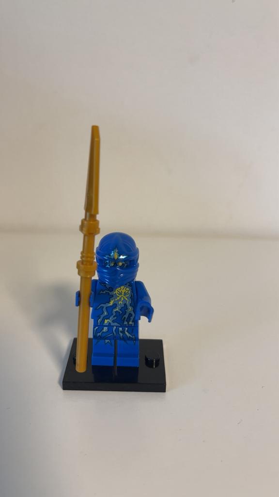 Jay NRG Ninjago Minifiguur met wapens, Lego, Ophalen of Verzenden, Zo goed als nieuw, Minifiguur