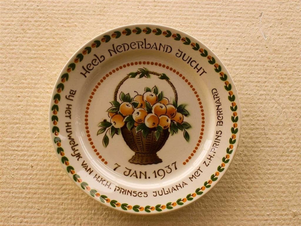 Porseleinen Herdenkings bord 51665, Ophalen of Verzenden, Gebruikt