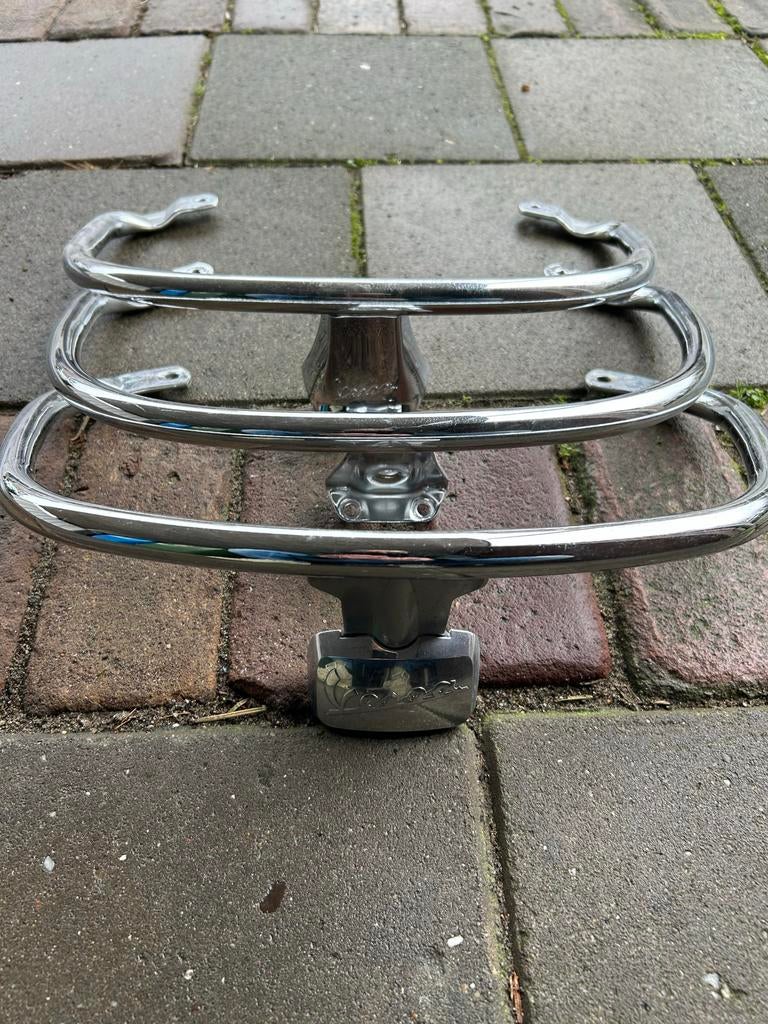3 stuks oppakbeugel Vespa Primavera, Ophalen of Verzenden, Gebruikt, Overige typen, Vespa
