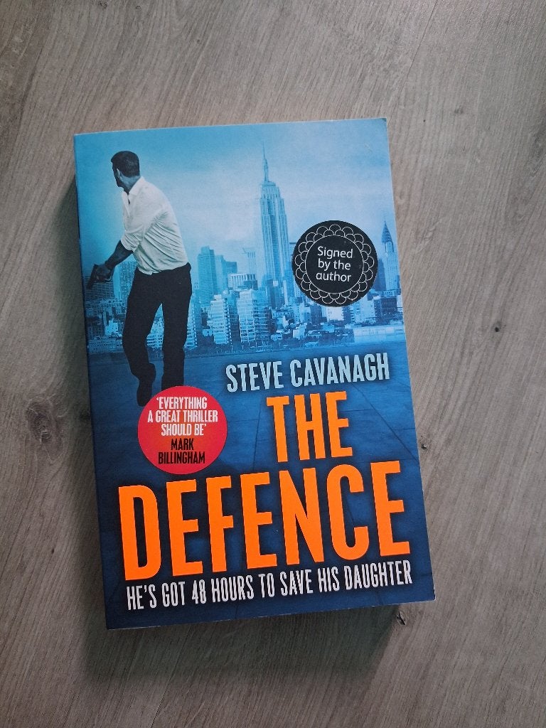 Steve Cavanagh The defence gesigneerd exemplaar, Boeken, Thrillers, Ophalen of Verzenden, Zo goed als nieuw