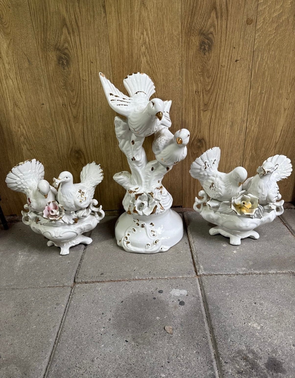 Set van 3 porseleinen duiven beelden, wit met goud, Ophalen, Gebruikt, Vogel, Beeldje of Figuurtje