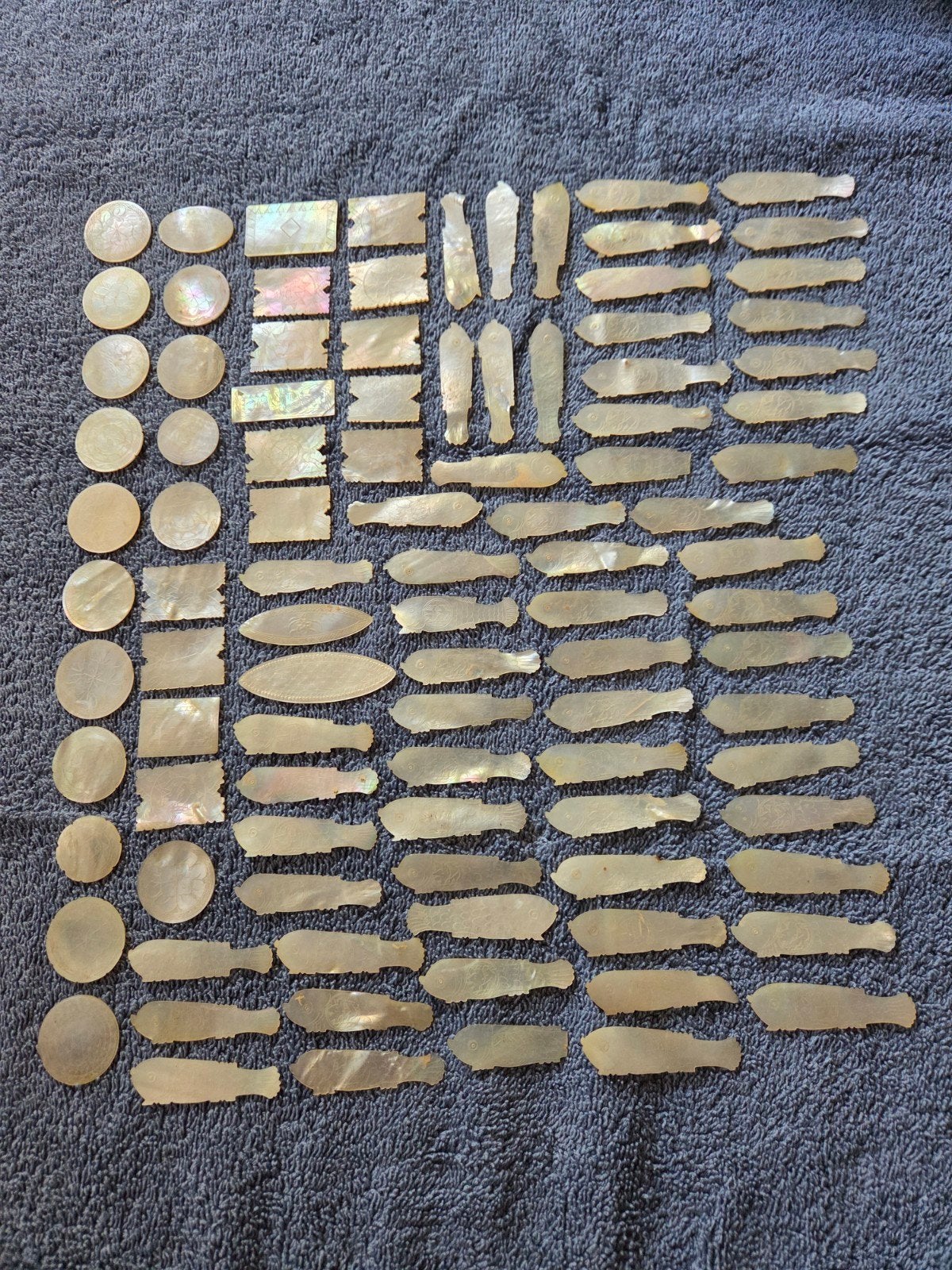 Zeldzame Siamese numismatische kostbaarheden van parelmoer, Ophalen, Gebruikt