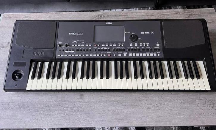 Korg PA 600 Professional Arranger, Muziek en Instrumenten, Ophalen, Zo goed als nieuw, 61 toetsen, Korg