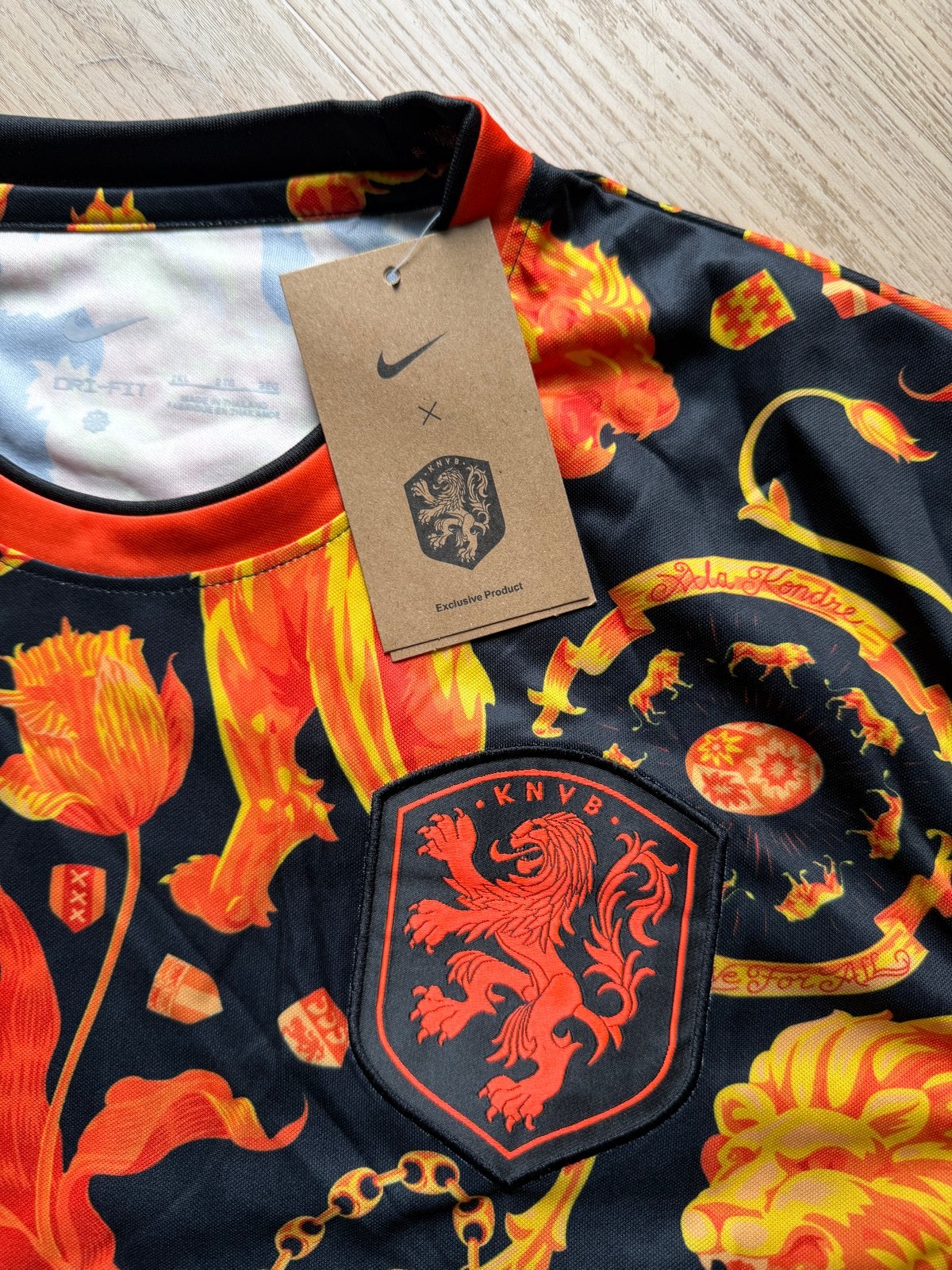 Patta x Nike Nederland Elf Prematch Shirt M  nieuw, Maat 48/50 (M), Zwart, Nieuw, Ophalen of Verzenden