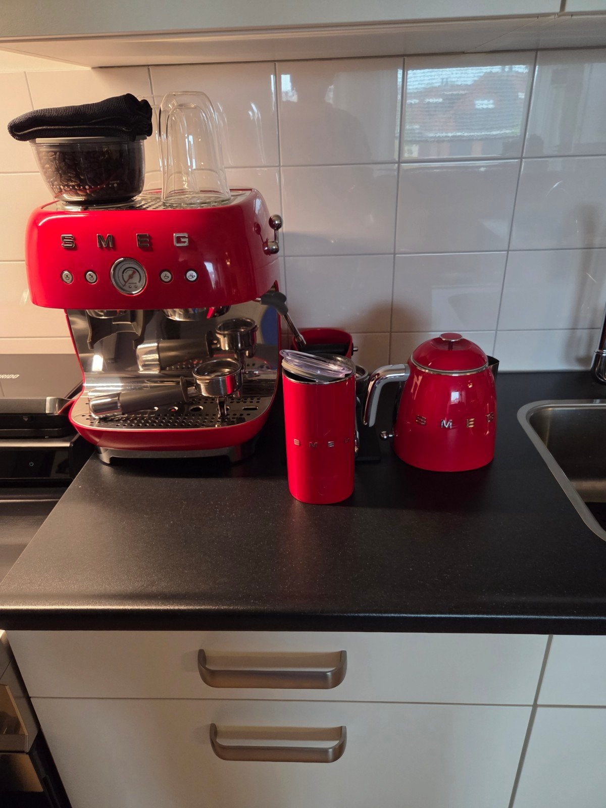 Mooie Smeg koffie macchine ,waterkoker en melkopschuimer ., Ophalen of Verzenden, Zo goed als nieuw, Overige merken, Barista-accessoire