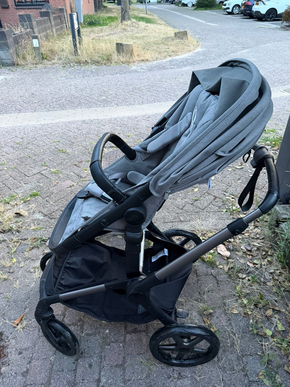 Bugaboo Fox 5 Renew Complete Kinderwagen met reiswieg, Kinderen en Baby's, Ophalen, Zo goed als nieuw, Bugaboo