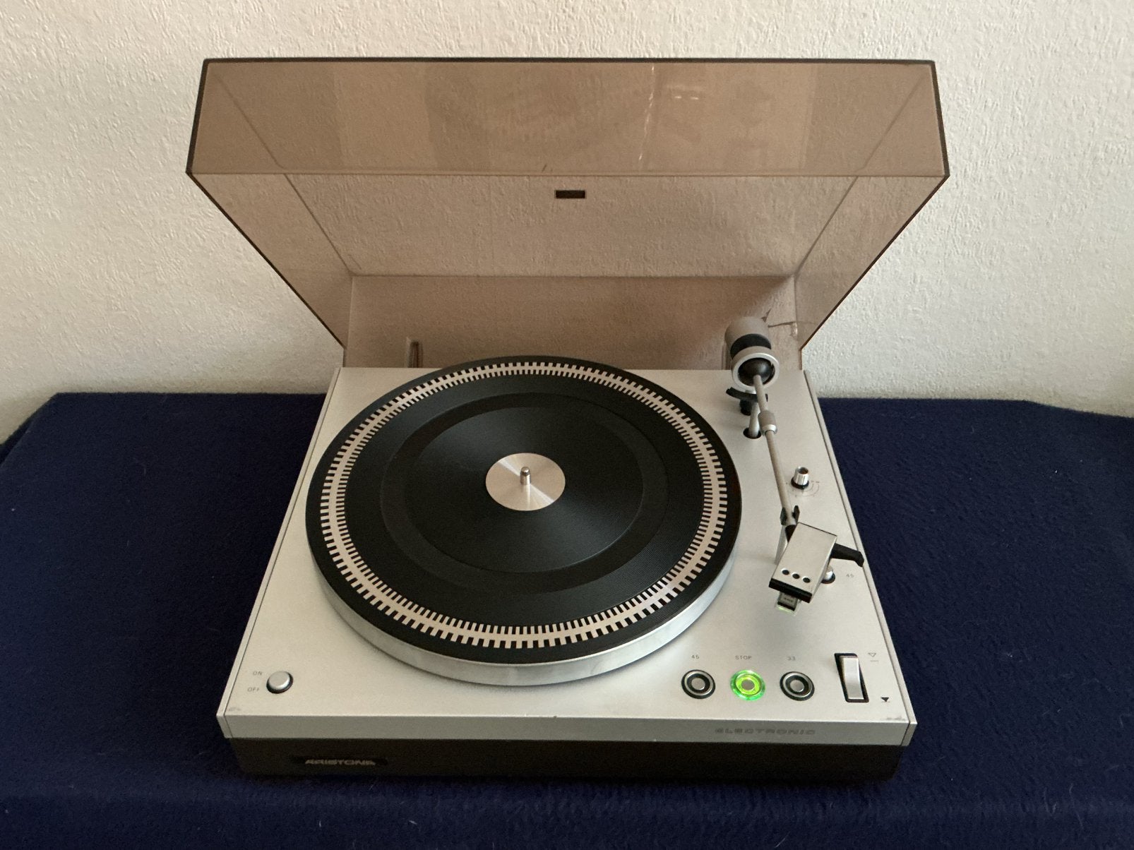 ARISTONA draaitafel- AR8540/05R, Ophalen, Philips, Gebruikt, Pitch-regelaar