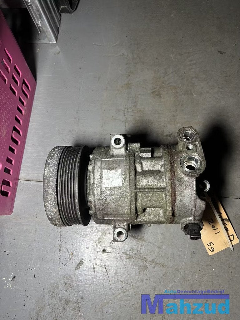 OPEL CORSA D 1.2 Airco pomp compressor 55701200 GQ2, Gebruikt, Opel Automobile GmbH, Ophalen of Verzenden, Kontakt@opel-infoservice.de