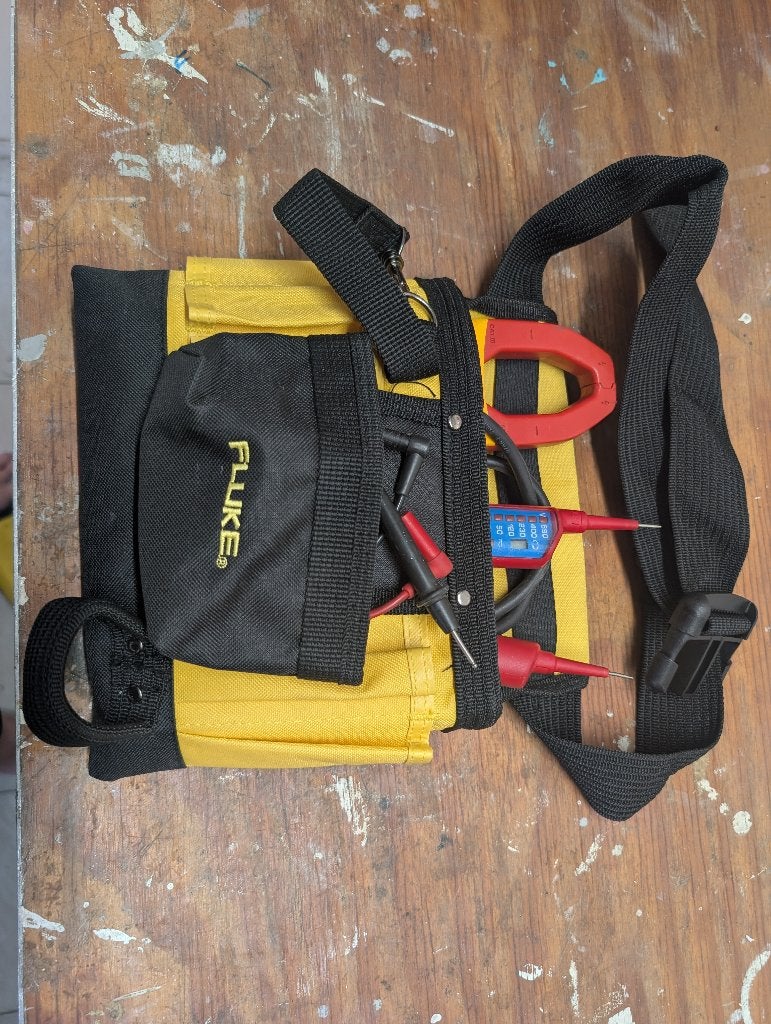Fluke 336 multimeter en toolbelt, benning master ip64 duspol, Ophalen of Verzenden, Gebruikt, Multimeter