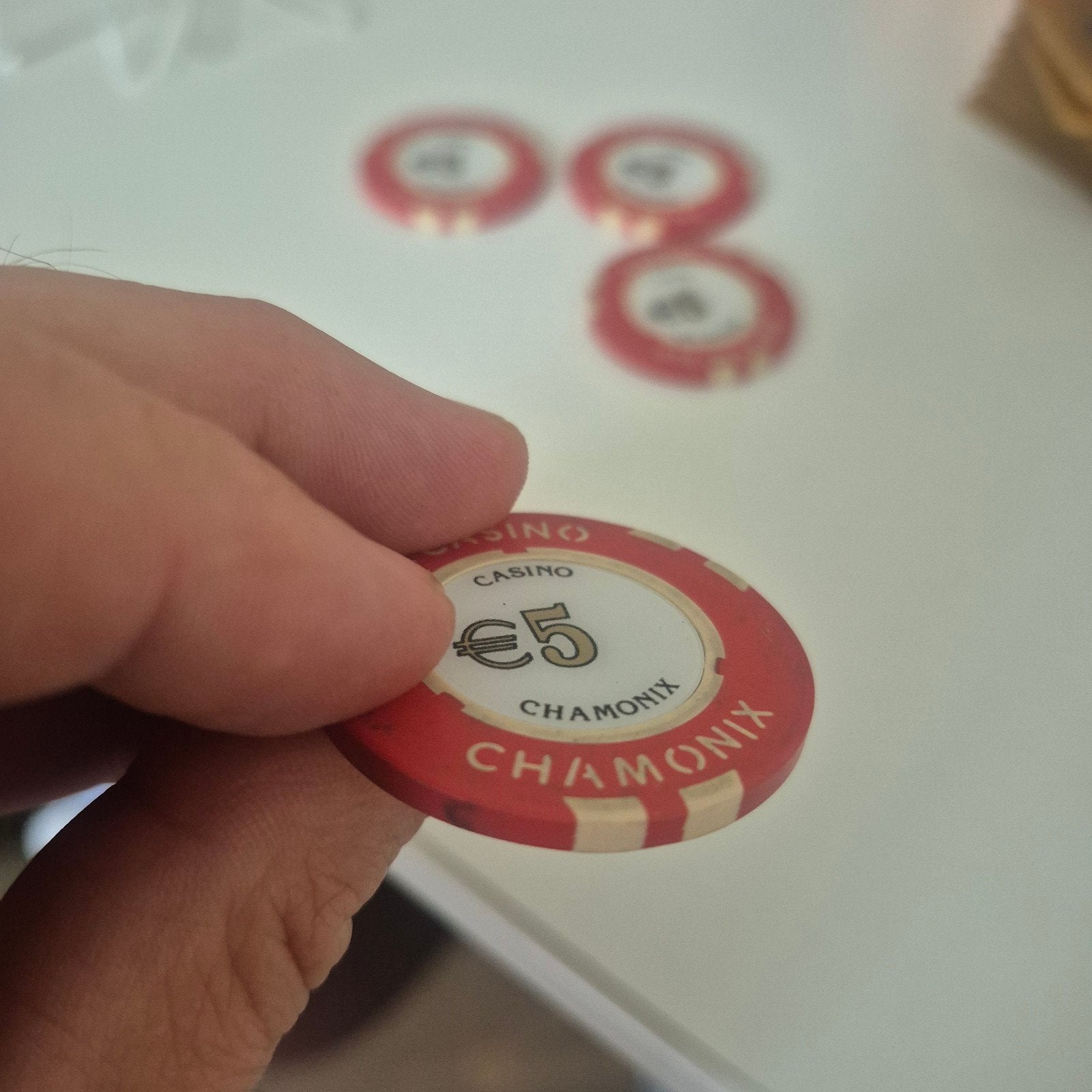 4 Casino chips uit Frans Casino, Ophalen of Verzenden