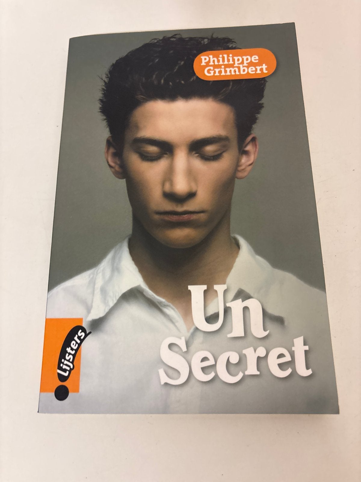 Un Secret - Philippe Grimbert (Lijsters), Ophalen of Verzenden, Gelezen, Europa overig