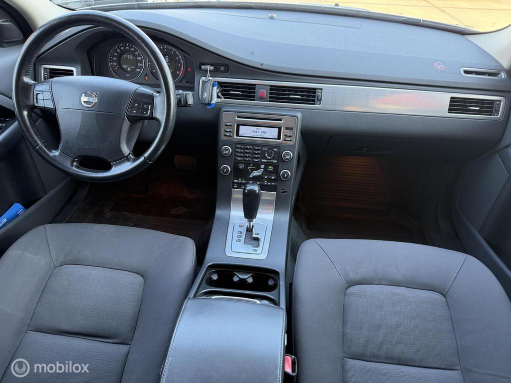 Volvo S80 2.5 T Momentum AUTOMAAT, 1512 kg, Traction-control, 2521 cc, 10 km/l