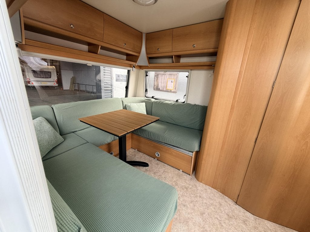 Kip Grey Line Special 530 Enk bedden Voortent BJ06, Rondzit, Kip, Bedrijf, Ringverwarming