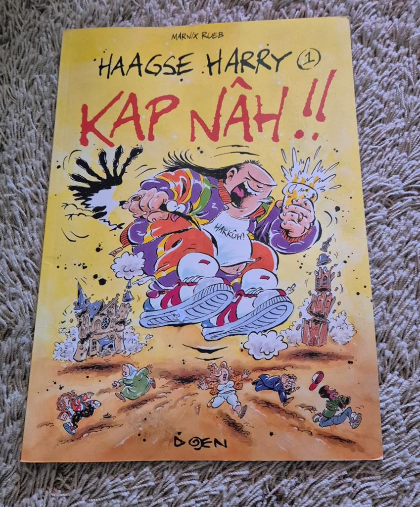 Haagse Harry deel 1: Kap Nâh!! - Het originele stripboek, Eén stripboek, Ophalen of Verzenden, Gelezen, Marnix Rueb