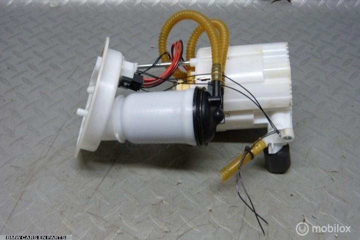 Brandstofpomp BMW 1-serie F20 benzine, Gebruikt, Ophalen of Verzenden, BMW, BMW