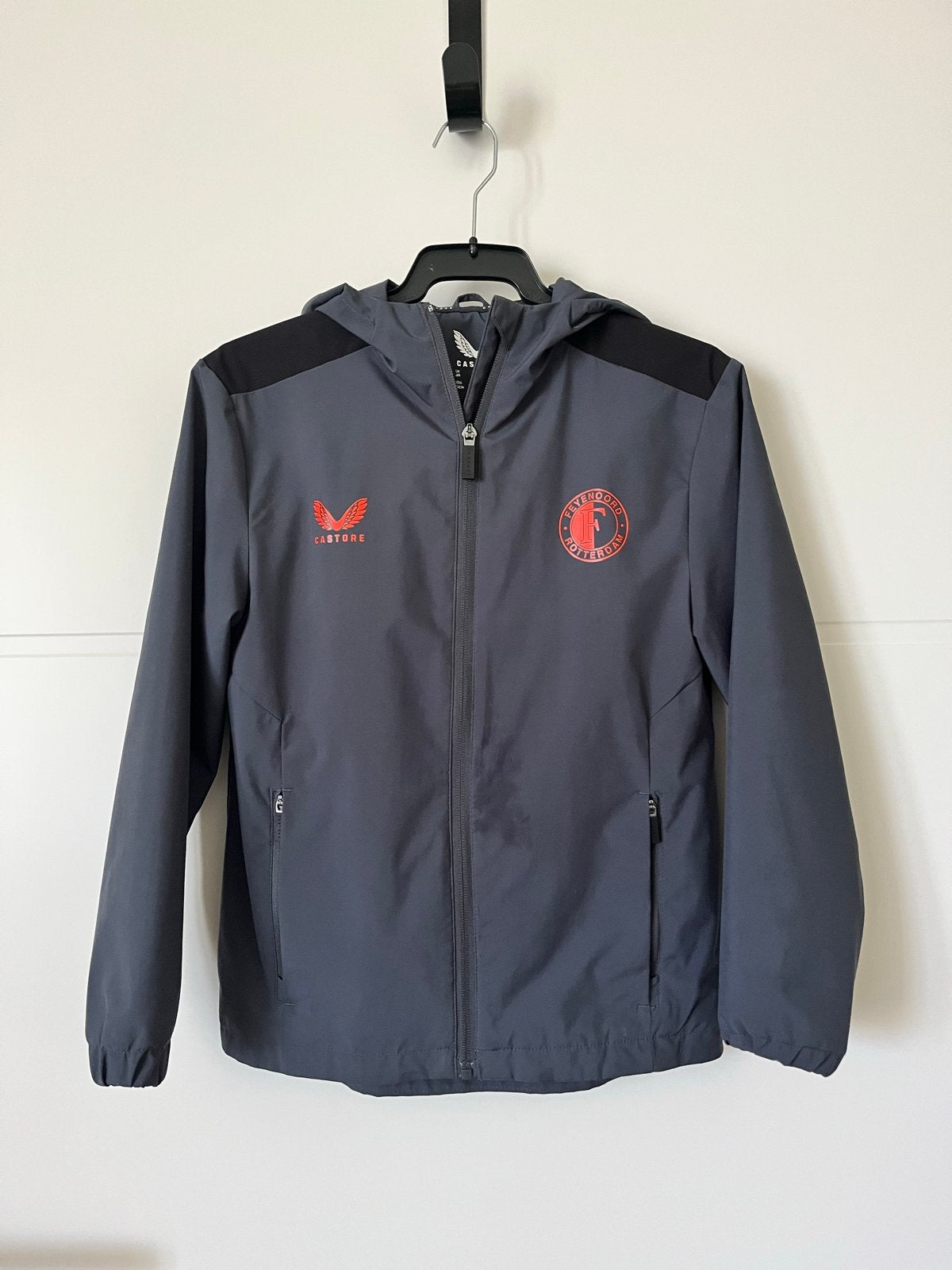 Castore Feyenoord kinder Regenjas Maat 146, Ophalen of Verzenden, Nieuw, Jongen of Meisje