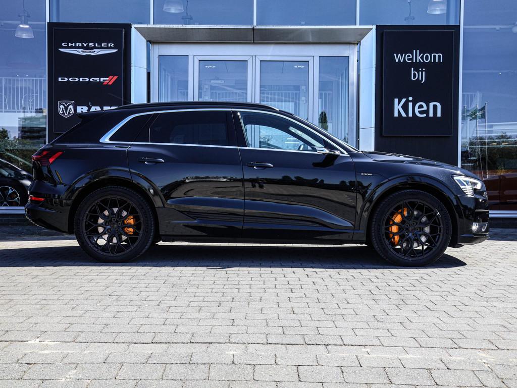 Audi e-tron e-tron 55 quattro advanced Pro Line Plus 95 kWh, Auto's, Audi, Automaat, 131 €/maand, Zwart, 95 kWh