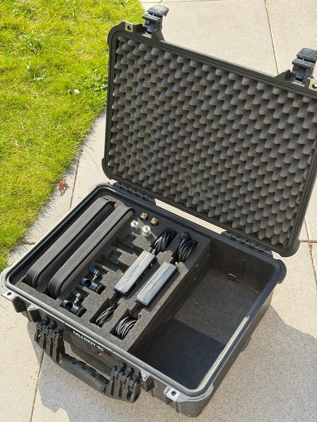 Luxli Cello RGBAW LED Videolamp Kit - Zo goed als nieuw, Lamp of Flitsset, Luxli, Ophalen of Verzenden, Zo goed als nieuw