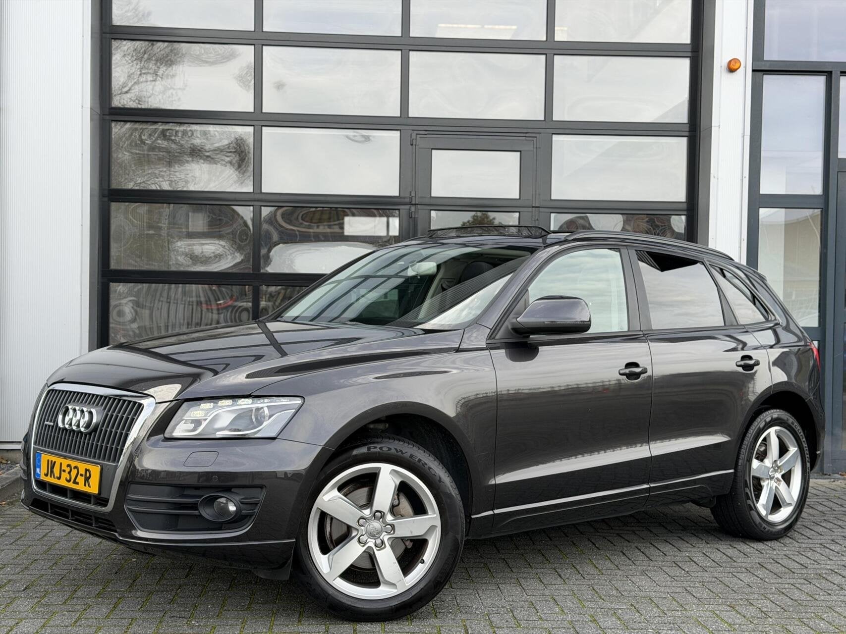 Audi Q5 2.0 TFSI quattro Pro Line AUT / PANO / LED / CAMERA, Automaat, Stof, Gebruikt, Zwart