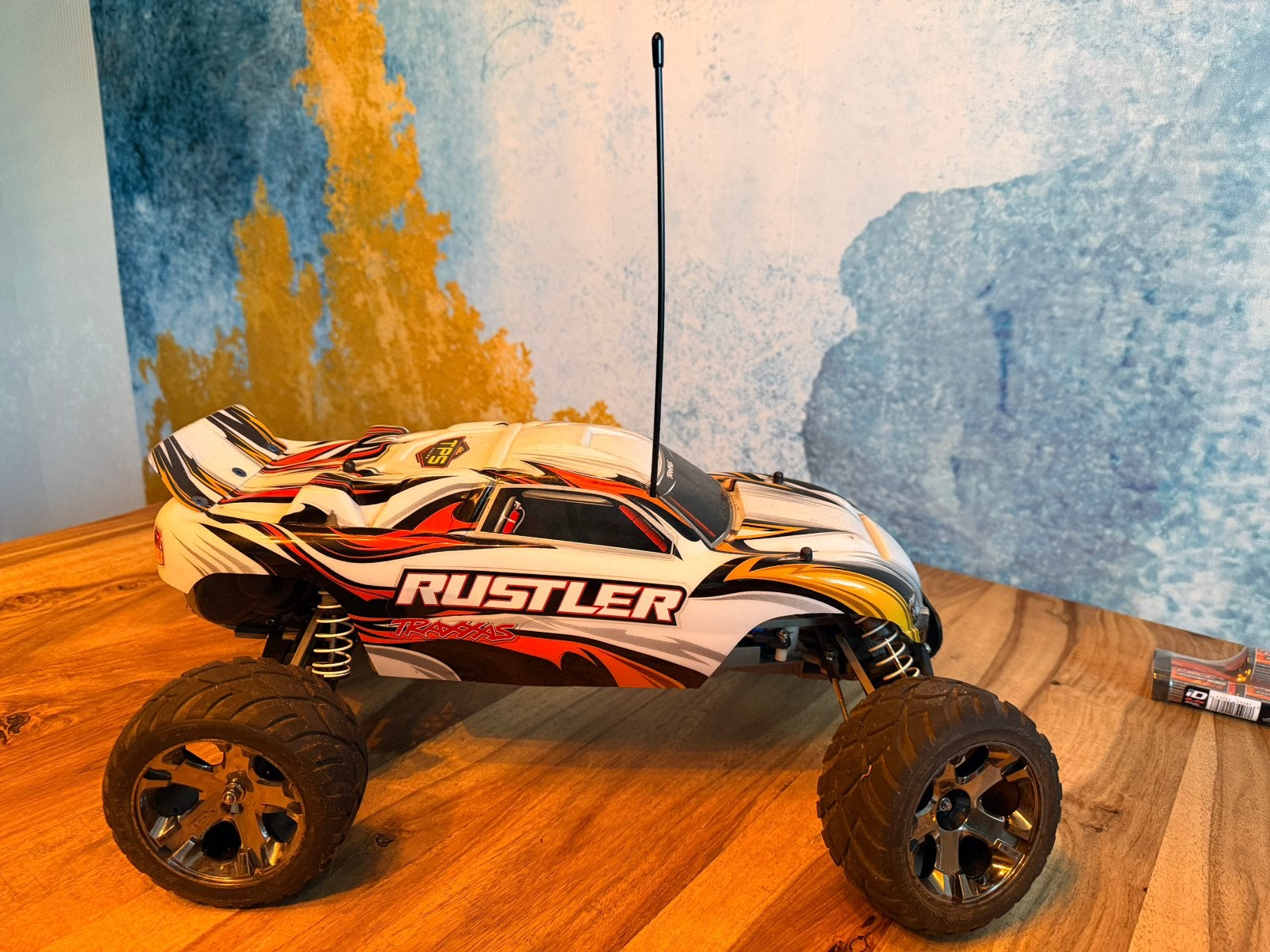 Traxxas Rustler 2 wd RTR, Elektro, Auto offroad, Ophalen of Verzenden, Zo goed als nieuw